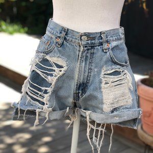 LEVI'S High-Waisted Distressed Shorts